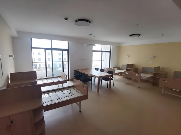 落户深圳需要准备那些资料_冲女子中巡首冠！张家港双山赛次轮李梦涵并列领跑 了排冠军拿下旋即行榜