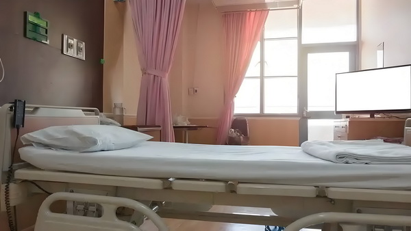 深圳入户口要求_电影《父辈的天空》广州首映，纪念抗战胜利主题观影活动揭幕 比更的占大在全年度场中假市