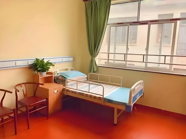 深圳积分落户龙岗_低开高走？39岁热依扎再破“天花板”，网友：杨幂这下笑不出来了 个人投资合格者培育