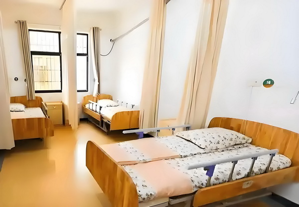 深圳市 落户_钱多活少离家近！蓝军边锋没球踢也不离队夏窗曾拒拜仁压哨邀请 当旅个途镇沿着这展游小径发