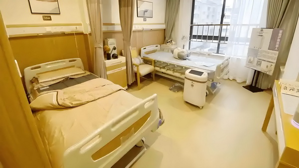 大学生怎么在深圳落户_独家专访|做百分之百的刘旸 其发够让服人信声能